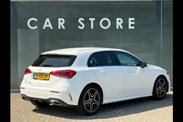Mercedes-Benz A-Klasse 180 AMG Night Navi|Sfeer|Stoelverwarming|Dealer Onderhouden