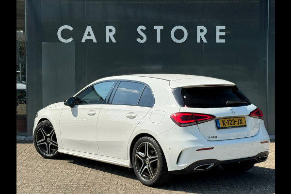 Mercedes-Benz A-Klasse 180 AMG Night Navi|Sfeer|Stoelverwarming|Dealer Onderhouden