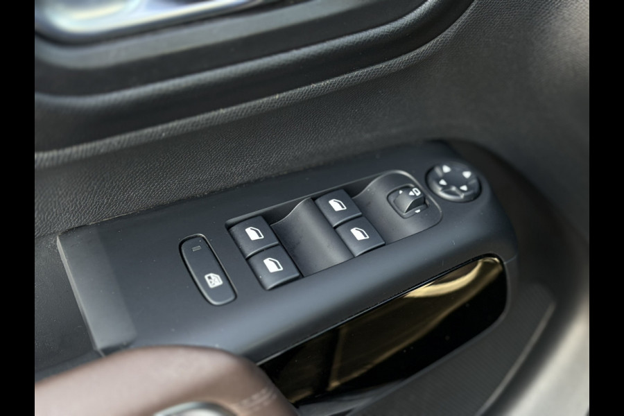 Citroën C5 Aircross 1.6 PureTech Shine Leder | Massagestoelen met Memory | Blind Spot | PDC V&A | Camera | Grip Control