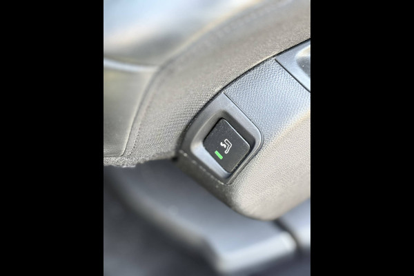 Citroën C5 Aircross 1.6 PureTech Shine Leder | Massagestoelen met Memory | Blind Spot | PDC V&A | Camera | Grip Control