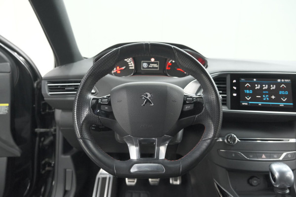 Peugeot 308 SW PureTech 130 GT-line | Trekhaak | Panoramadak | Camera | Alcantara Bekleding | Dodehoekdetectie