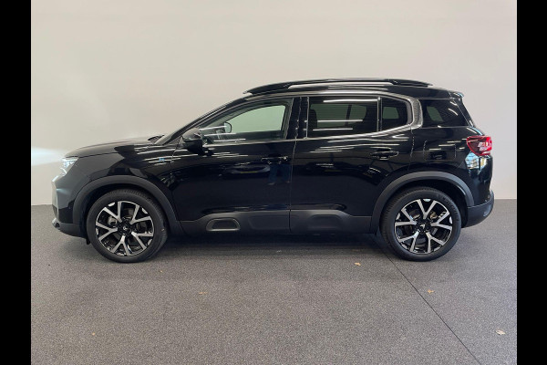 Citroën C5 Aircross 1.6 Plug-in Hybrid 225 Shine Navigatie Apple Carplay/Android Auto Camera Parkeersensoren Adaptive Cruise Control Dodehoek assistent Stoelverwarming Climate Control