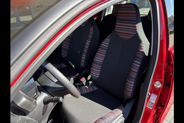 Citroën C1 1.0 VTi Shine 44.500 KM | Carplay | Achteruitrijcamera | L.M. Velgen | Airco