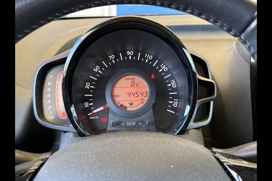 Citroën C1 1.0 VTi Shine 44.500 KM | Carplay | Achteruitrijcamera | L.M. Velgen | Airco
