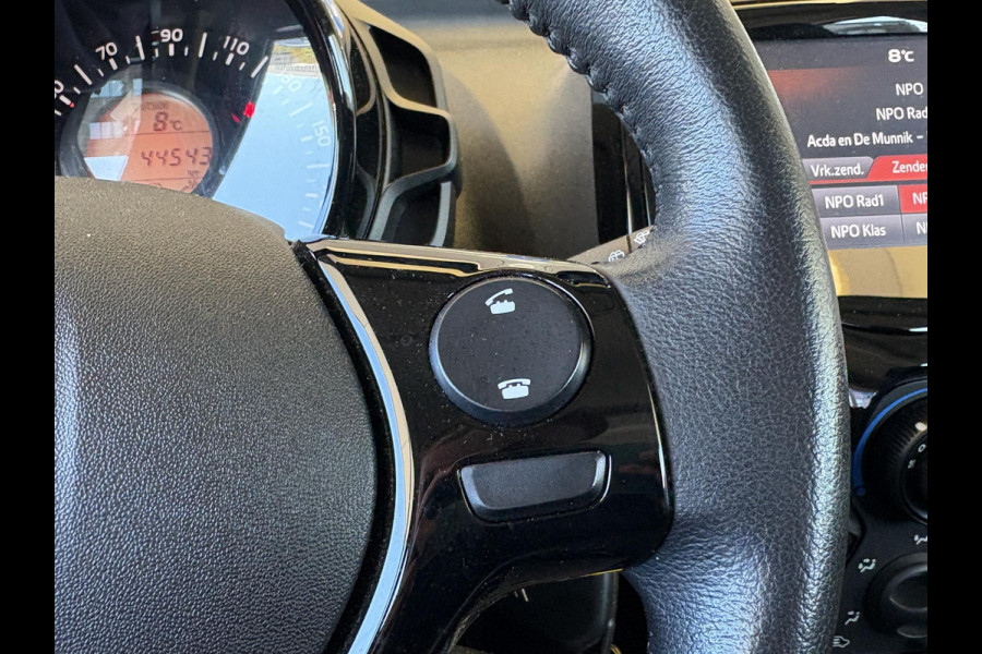Citroën C1 1.0 VTi Shine 44.500 KM | Carplay | Achteruitrijcamera | L.M. Velgen | Airco