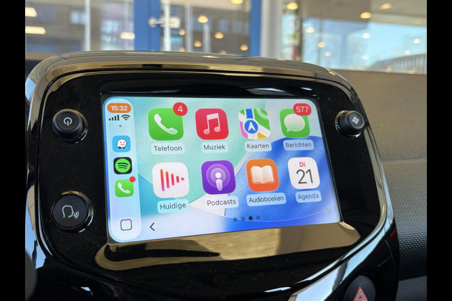 Citroën C1 1.0 VTi Shine 44.500 KM | Carplay | Achteruitrijcamera | L.M. Velgen | Airco