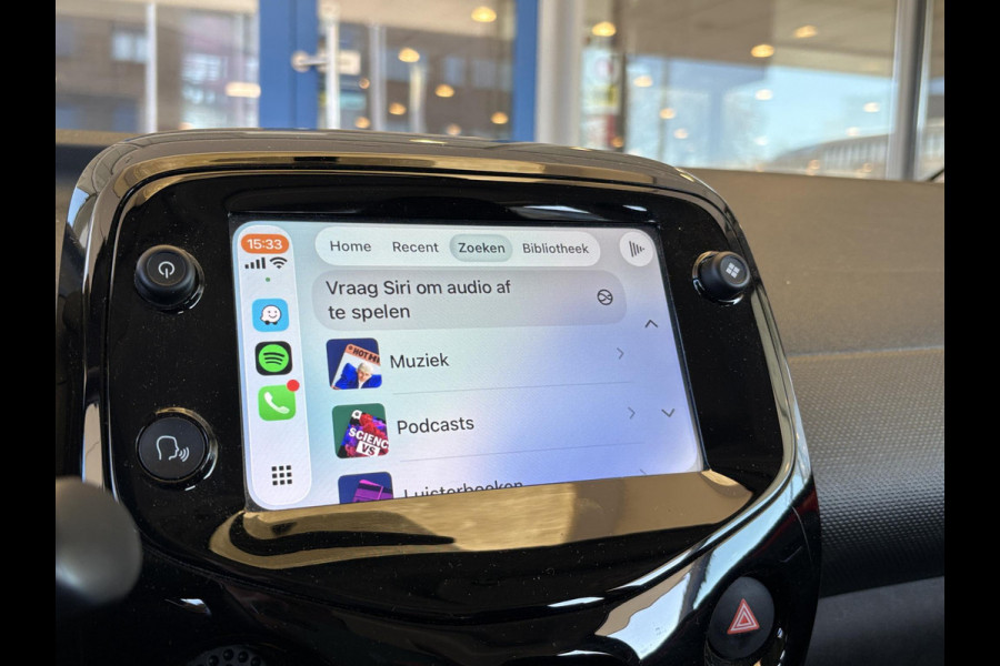 Citroën C1 1.0 VTi Shine 44.500 KM | Carplay | Achteruitrijcamera | L.M. Velgen | Airco
