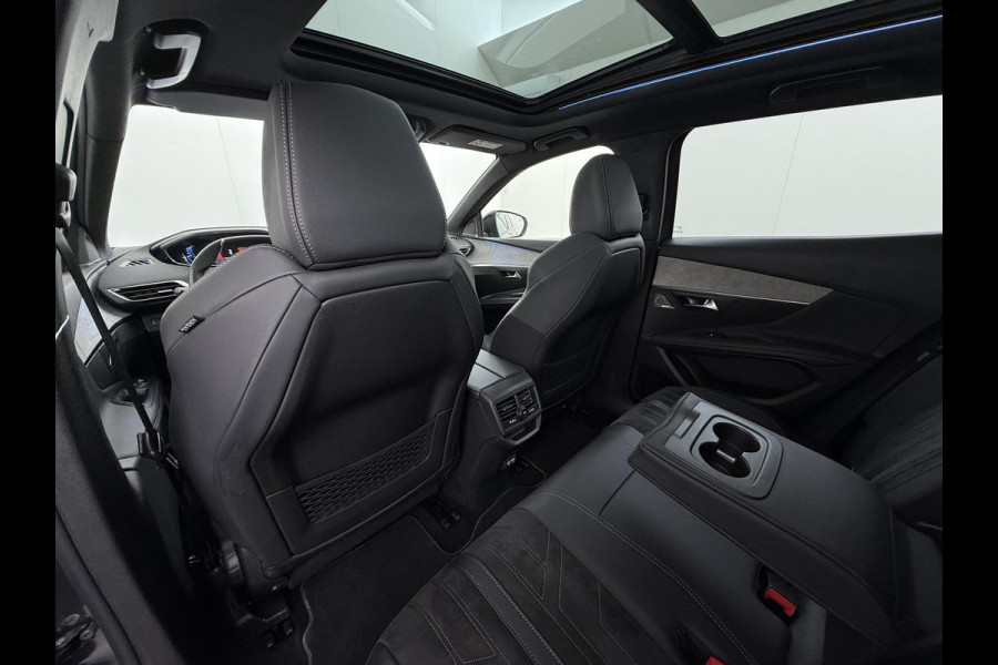 Peugeot 3008 1.6 HYbrid 225 GT Pack Business VAN: 27.900,- VOOR: 24.877,- UW WKVOORDEEL: 3.023,- | PANO | BLACK PACK | CAMERA | CRUISE CONTROL ADAPTIEF DODE HOEK SENSOR | ELEK. ACHTERKLEP | STOELVERWARMING| FOCAL AUDIO|
