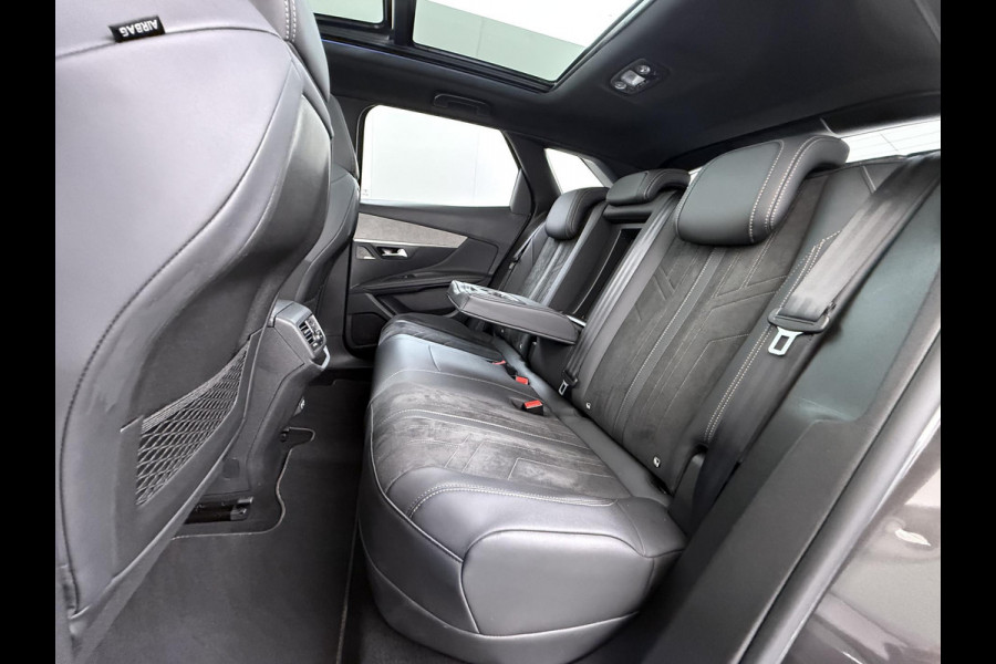 Peugeot 3008 1.6 HYbrid 225 GT Pack Business VAN: 27.900,- VOOR: 24.877,- UW WKVOORDEEL: 3.023,- | PANO | BLACK PACK | CAMERA | CRUISE CONTROL ADAPTIEF DODE HOEK SENSOR | ELEK. ACHTERKLEP | STOELVERWARMING| FOCAL AUDIO|