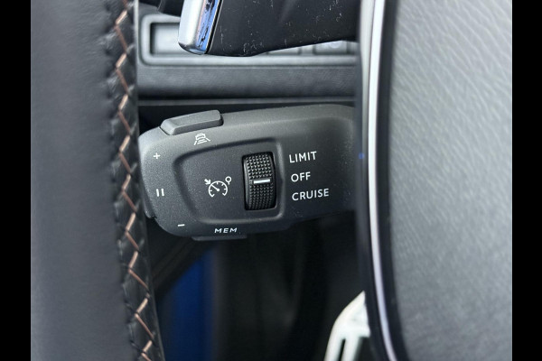 Peugeot 3008 1.6 HYbrid 225 GT Pack Business VAN: 27.900,- VOOR: 24.877,- UW WKVOORDEEL: 3.023,- | PANO | BLACK PACK | CAMERA | CRUISE CONTROL ADAPTIEF DODE HOEK SENSOR | ELEK. ACHTERKLEP | STOELVERWARMING| FOCAL AUDIO|