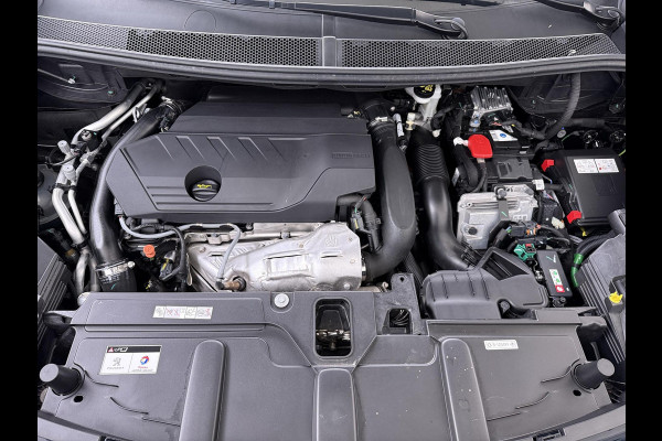 Peugeot 3008 1.6 HYbrid 225 GT Pack Business PANO | BLACK PACK | FOCAL AUDIO | CAMERA | CRUISE CONTROLE | ELEK. ACHTERKLEP | STOELVERWARMING | RIJKLAAR + 12 MND BOVAG GARANTIE |