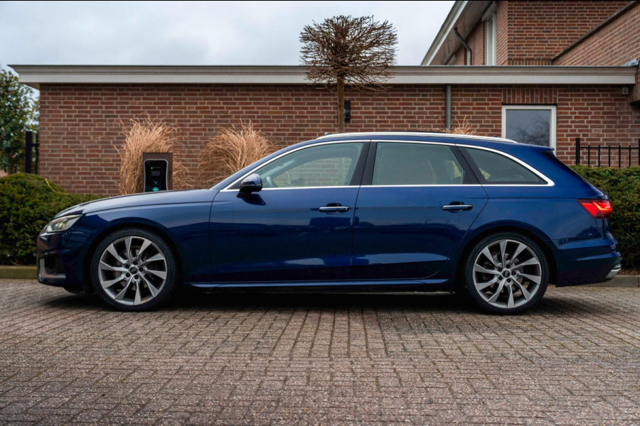 Audi A4 Avant 35 TFSI Advanced 150 PK Pano Leder Elek. Trekhaak Virtual 19''