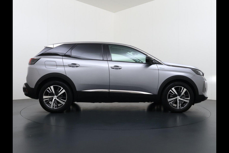 Peugeot 3008 1.6 HYbrid 225 Allure Pack Business |PHEV PLUG-IN HYBRIDE | RIJKLAAR! | ONDERHOUD GEHAD BIJ BINNENKOMST | DODEHOEKSENSOR | ACHTERUITRIJCAMERA | STANDKACHEL | INCL. 12 MND BOVAG GARANTIE
