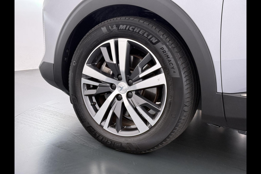 Peugeot 3008 1.6 HYbrid 225 Allure Pack Business |PHEV PLUG-IN HYBRIDE | RIJKLAAR! | ONDERHOUD GEHAD BIJ BINNENKOMST | DODEHOEKSENSOR | ACHTERUITRIJCAMERA | STANDKACHEL | INCL. 12 MND BOVAG GARANTIE