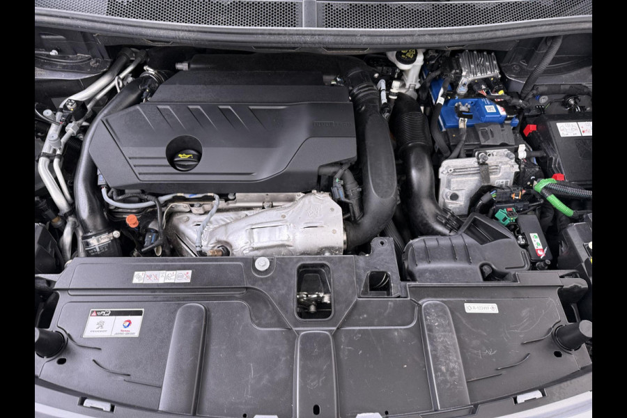 Peugeot 3008 1.6 HYbrid 225 Allure Pack Business |PHEV PLUG-IN HYBRIDE | RIJKLAAR! | ONDERHOUD GEHAD BIJ BINNENKOMST | DODEHOEKSENSOR | ACHTERUITRIJCAMERA | STANDKACHEL | INCL. 12 MND BOVAG GARANTIE