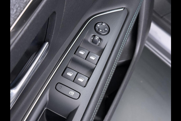 Peugeot 3008 1.6 HYbrid 225 Allure Pack Business |PHEV PLUG-IN HYBRIDE | RIJKLAAR! | ONDERHOUD GEHAD BIJ BINNENKOMST | DODEHOEKSENSOR | ACHTERUITRIJCAMERA | STANDKACHEL | INCL. 12 MND BOVAG GARANTIE