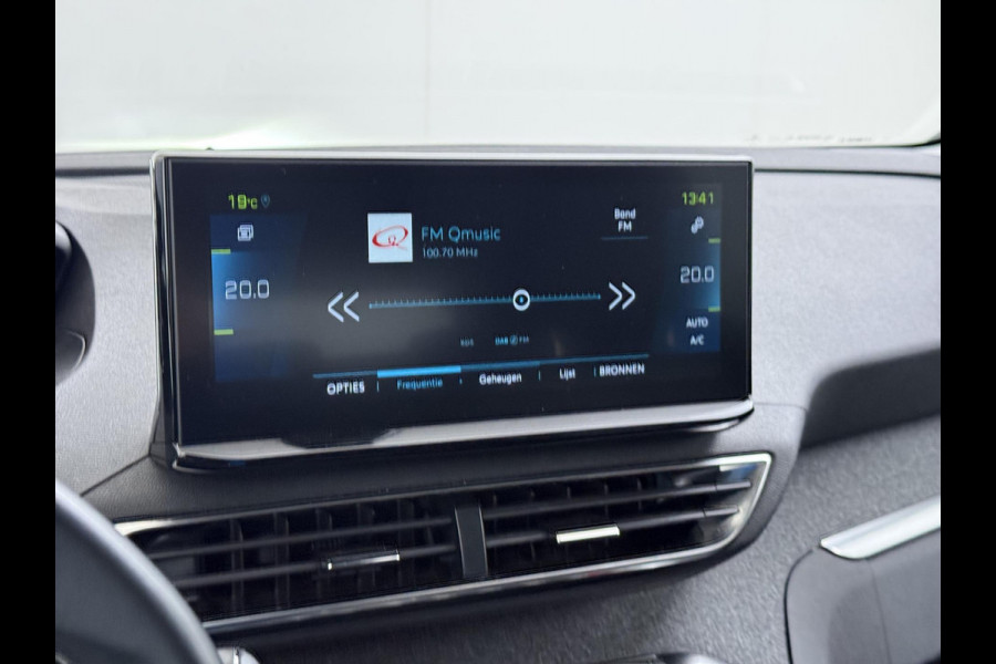 Peugeot 3008 1.6 HYbrid 225 Allure Pack Business |PHEV PLUG-IN HYBRIDE | RIJKLAAR! | ONDERHOUD GEHAD BIJ BINNENKOMST | DODEHOEKSENSOR | ACHTERUITRIJCAMERA | STANDKACHEL | INCL. 12 MND BOVAG GARANTIE