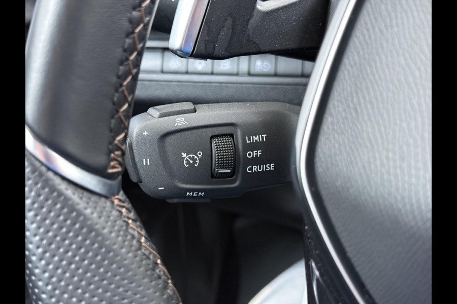 Peugeot 3008 1.6 HYbrid 225 GT |PHEV | BLACK OPTIC| FOCAL AUDIO| STOELVERWARMING| CAMERA VOOR+ ACHTER| ADAPTIVE CRUISE CONTROL| DODE HOEK SENSOR| ELEK. ACHTERKLEP| STANDKACHEL