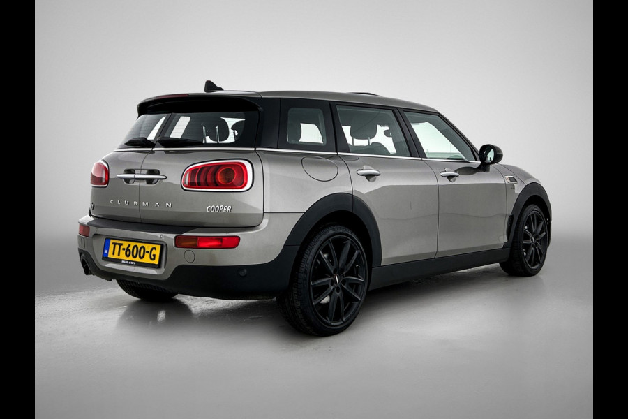 MINI Clubman 1.5 One Business Edition / Airco-ecc / Navigatie / Panorama schuifdak / Leder / Cruise-ctr. / Apk 10-2026