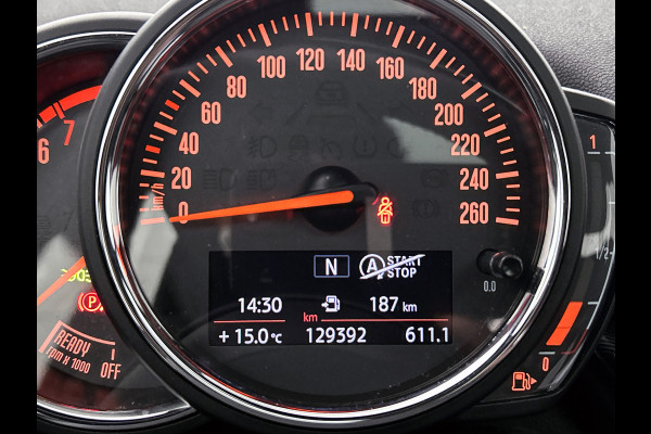 MINI Clubman 1.5 One Business Edition / Airco-ecc / Navigatie / Panorama schuifdak / Leder / Cruise-ctr. / Apk 10-2026