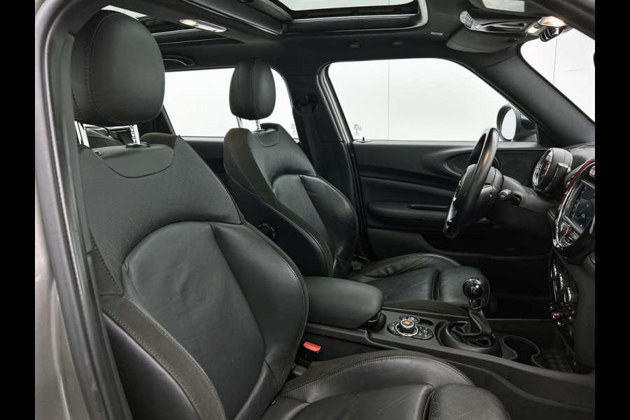 MINI Clubman 1.5 One Business Edition / Airco-ecc / Navigatie / Panorama schuifdak / Leder / Cruise-ctr. / Apk 10-2026