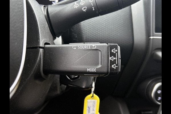 Renault Clio 1.0 TCe Zen / 6 Versn. / 5Drs. / Pdc./ Airco / Navigatie / Radio multimedia / Apk 04-2027