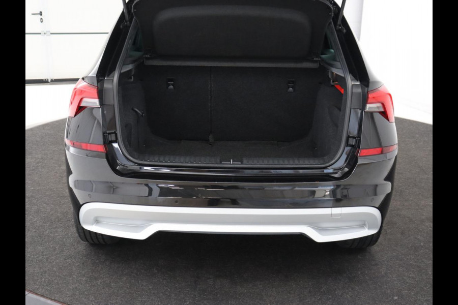 Škoda Kamiq 1.0 TSI Sport | Automaat | Camera | Carplay | Virtual Cockpit | Sportstoelen | Climate control | Full LED | Cruise control | Getint glas | Bluetooth