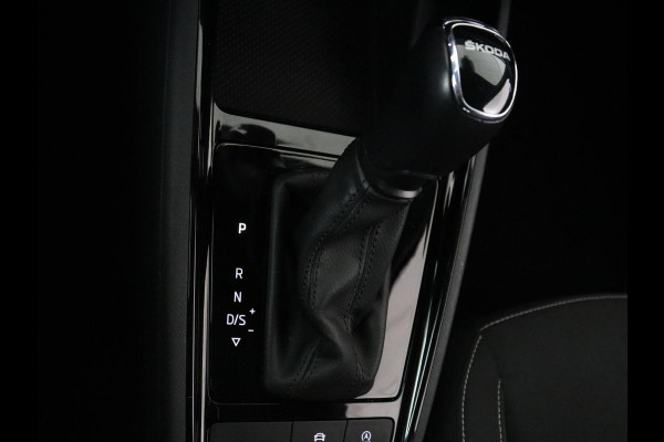 Škoda Kamiq 1.0 TSI Sport | Automaat | Camera | Carplay | Virtual Cockpit | Sportstoelen | Climate control | Full LED | Cruise control | Getint glas | Bluetooth