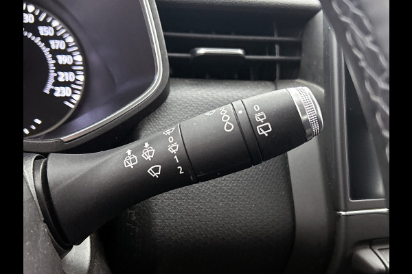 Renault Clio 1.0 TCe Zen / 6 Versn. / 5Drs. / Pdc./ Airco / Navigatie / Radio multimedia / Apk 04-2027