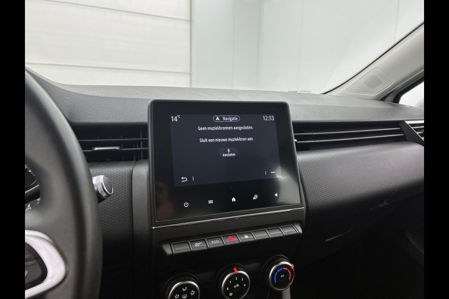 Renault Clio 1.0 TCe Zen / 6 Versn. / 5Drs. / Pdc./ Airco / Navigatie / Radio multimedia / Apk 04-2027