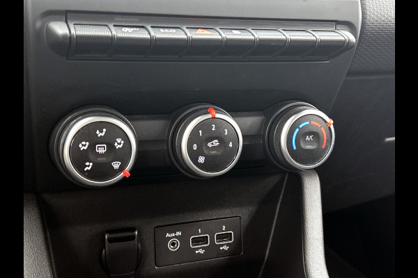 Renault Clio 1.0 TCe Zen / 6 Versn. / 5Drs. / Pdc./ Airco / Navigatie / Radio multimedia / Apk 04-2027