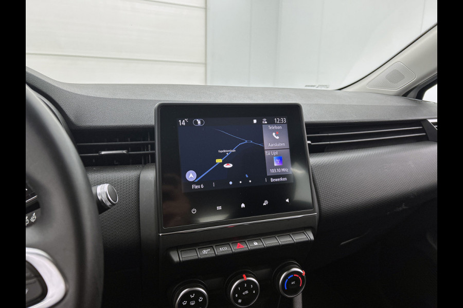 Renault Clio 1.0 TCe Zen / 6 Versn. / 5Drs. / Pdc./ Airco / Navigatie / Radio multimedia / Apk 04-2027