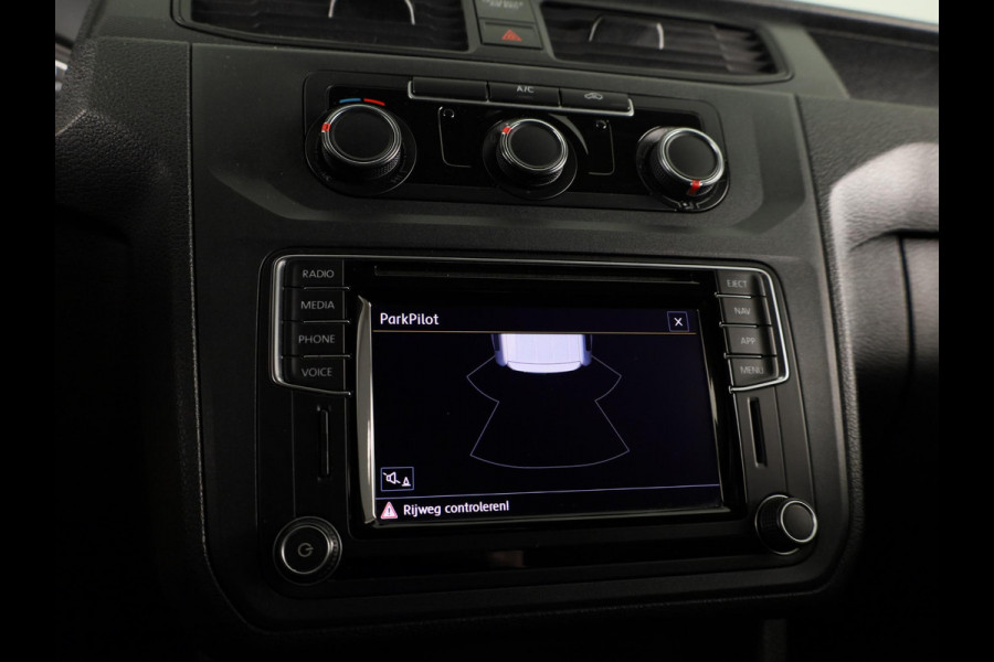 Volkswagen Caddy 2.0 TDI L1H1 BMT Trendline 102PK DSG | Navigatie | Parkeersensoren | Meegespoten bumpers | Multifunctioneel stuurwiel