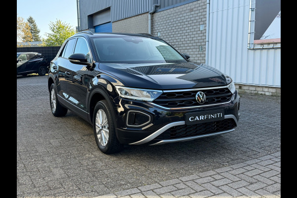 Volkswagen T-Roc 1.5 TSI Life 150 Pk | Navi-Carplay | Clima | Camera | Cruise | 16".