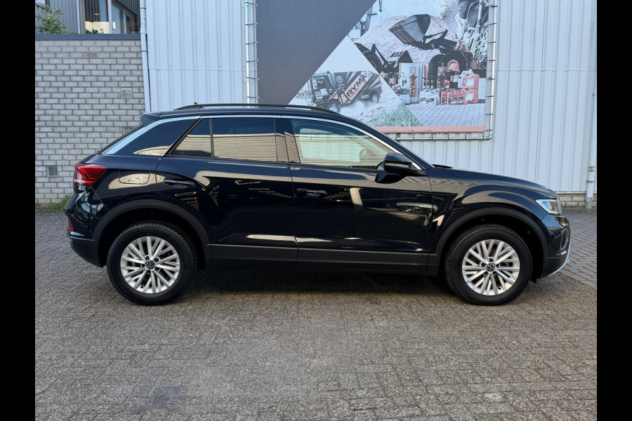 Volkswagen T-Roc 1.5 TSI Life 150 Pk | Navi-Carplay | Clima | Camera | Cruise | 16".