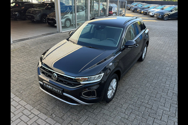 Volkswagen T-Roc 1.5 TSI Life 150 Pk | Navi-Carplay | Clima | Camera | Cruise | 16".