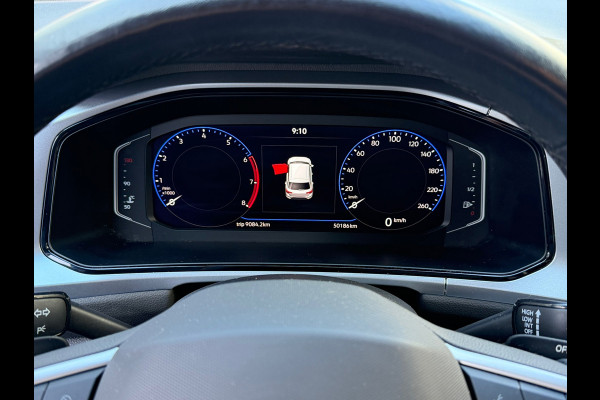 Volkswagen T-Roc 1.5 TSI Life 150 Pk | Navi-Carplay | Clima | Camera | Cruise | 16".
