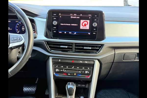 Volkswagen T-Roc 1.5 TSI Life 150 Pk | Navi-Carplay | Clima | Camera | Cruise | 16".