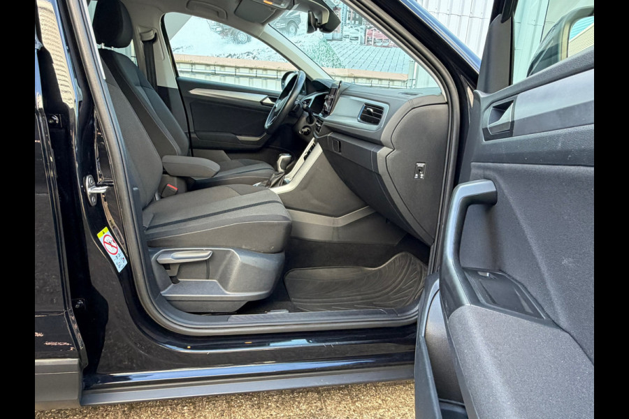 Volkswagen T-Roc 1.5 TSI Life 150 Pk | Navi-Carplay | Clima | Camera | Cruise | 16".