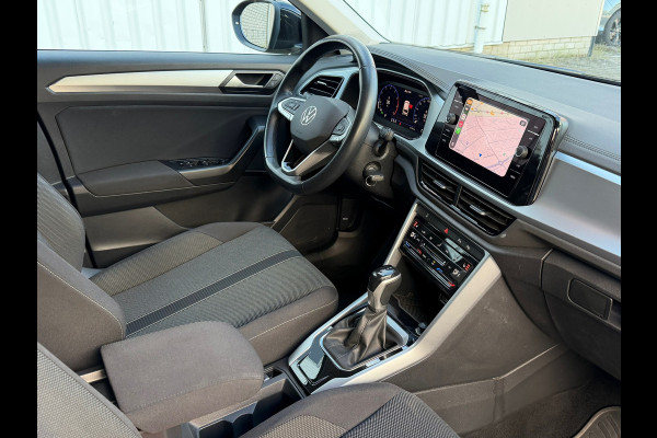 Volkswagen T-Roc 1.5 TSI Life 150 Pk | Navi-Carplay | Clima | Camera | Cruise | 16".