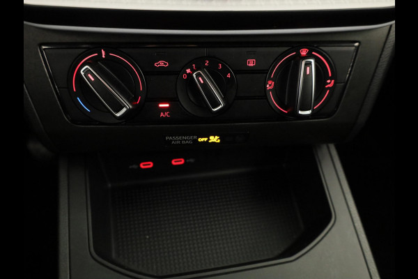 Seat Ibiza 1.0 EcoTSI Style 95 pk | Verlengde garantie | Navigatie via App | Parkeersensoren achter | Cruise control | Apple Carplay/Android Auto | LED koplampen |