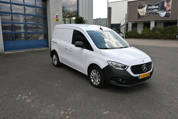 Mercedes-Benz Citan 110 CDI L1 Pro 3 Zitplaatsen, MBUX, Stoelverwarming