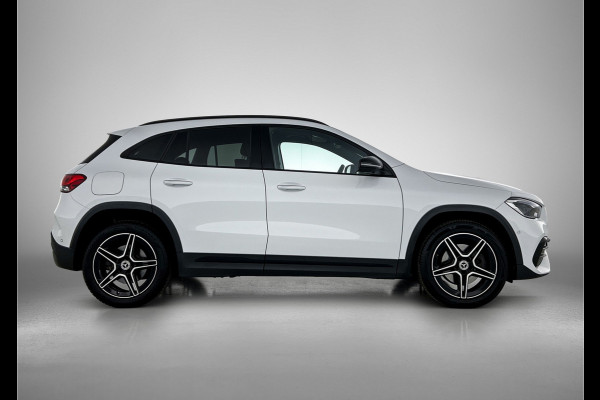 Mercedes-Benz GLA 250 e AMG Plug-In Hybride AMG Line | Night Pakket | Ledkoplampen | Parkeerpakket met 360°-camera | Distronic | Memory voorstoelen. Inclusief 24 maanden MB Certified garantie voor Europa.