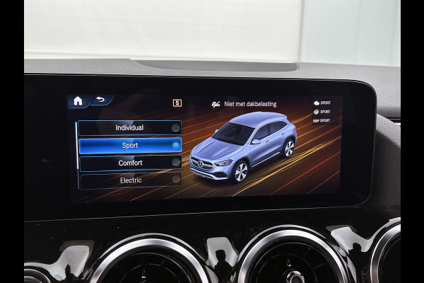 Mercedes-Benz GLA 250 e AMG Plug-In Hybride AMG Line | Night Pakket | Ledkoplampen | Parkeerpakket met 360°-camera | Distronic | Memory voorstoelen. Inclusief 24 maanden MB Certified garantie voor Europa.