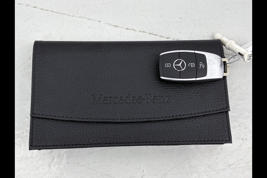 Mercedes-Benz GLA 250 e AMG Plug-In Hybride AMG Line | Night Pakket | Ledkoplampen | Parkeerpakket met 360°-camera | Distronic | Memory voorstoelen. Inclusief 24 maanden MB Certified garantie voor Europa.