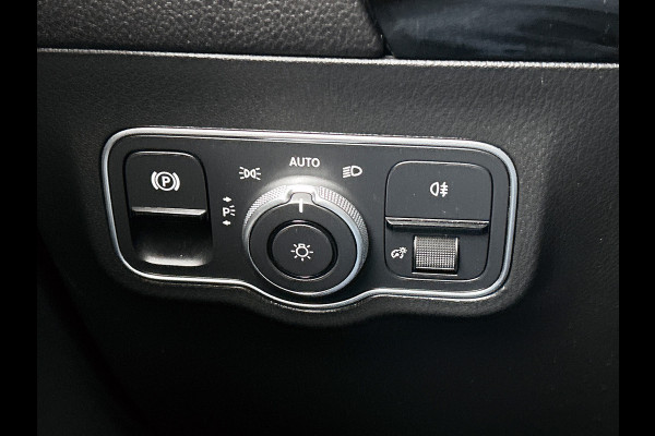 Mercedes-Benz GLA 250 e AMG Plug-In Hybride AMG Line | Night Pakket | Ledkoplampen | Parkeerpakket met 360°-camera | Distronic | Memory voorstoelen. Inclusief 24 maanden MB Certified garantie voor Europa.