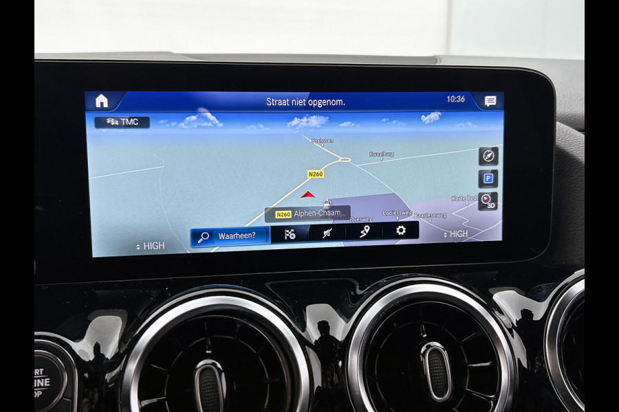 Mercedes-Benz GLA 250 e AMG Plug-In Hybride AMG Line | Night Pakket | Ledkoplampen | Parkeerpakket met 360°-camera | Distronic | Memory voorstoelen. Inclusief 24 maanden MB Certified garantie voor Europa.