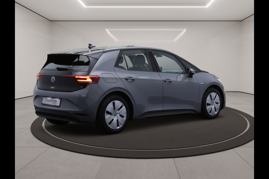 Volkswagen ID.3 Life 58 kWh 204 PK, Stoelverwarming, Stuurverwarming, Adap. Cruise Control
