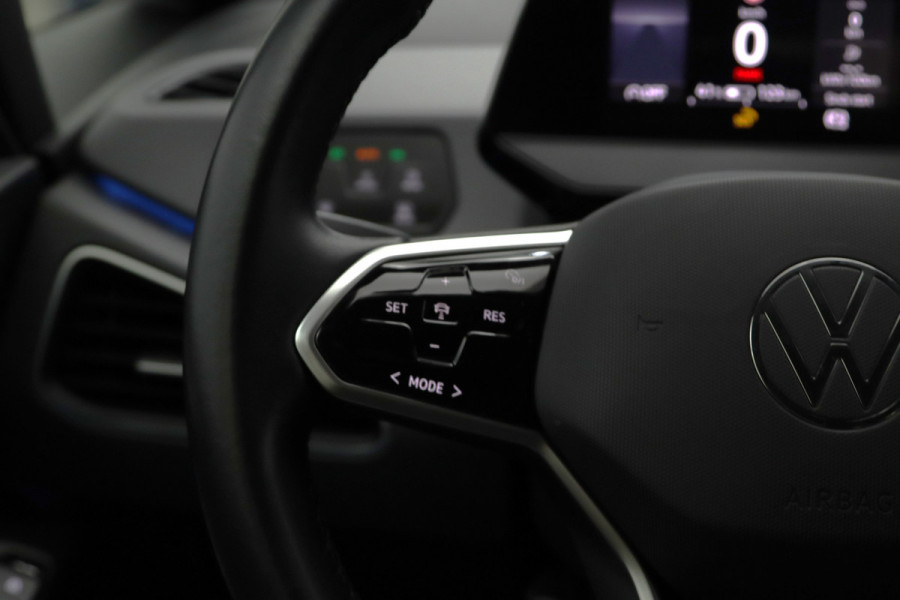 Volkswagen ID.3 Life 58 kWh 204 PK, Stoelverwarming, Stuurverwarming, Adap. Cruise Control