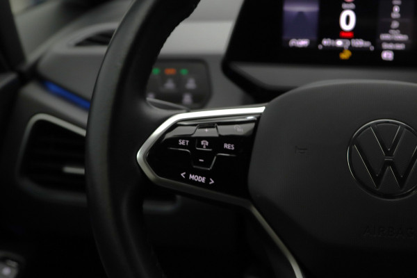 Volkswagen ID.3 Life 58 kWh 204 PK, Stoelverwarming, Stuurverwarming, Adap. Cruise Control